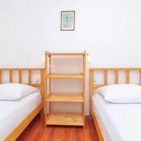 Two-bedroom In Apartamento