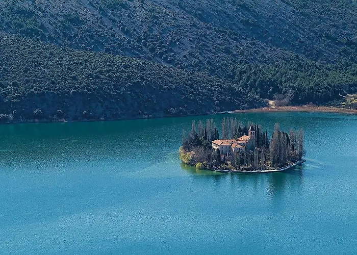 Two-bedroom In Apartment Jadrija